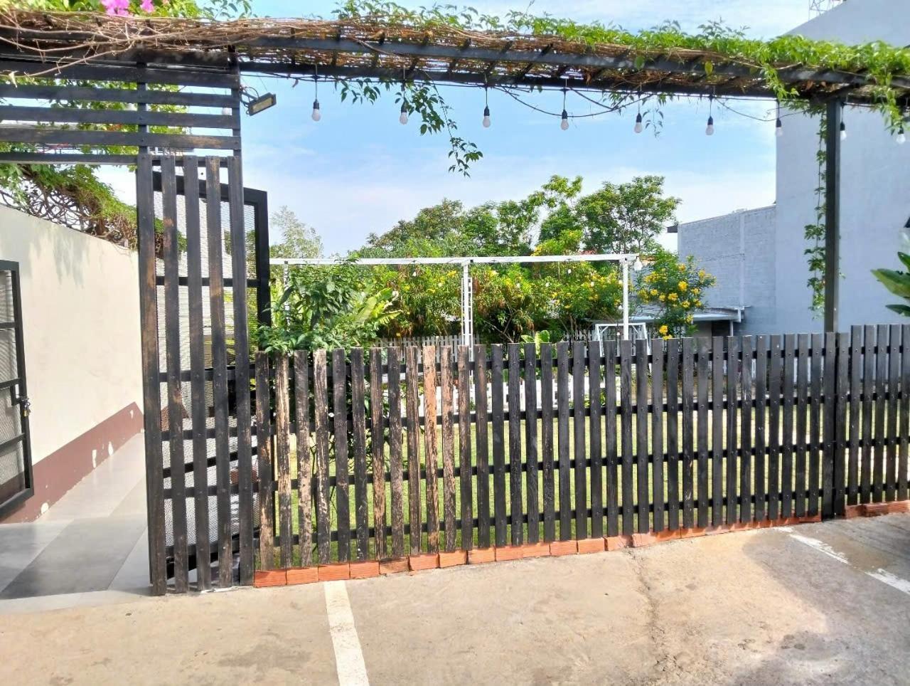 Doi Sao Homestay Buon Ma Thuot Bagian luar foto